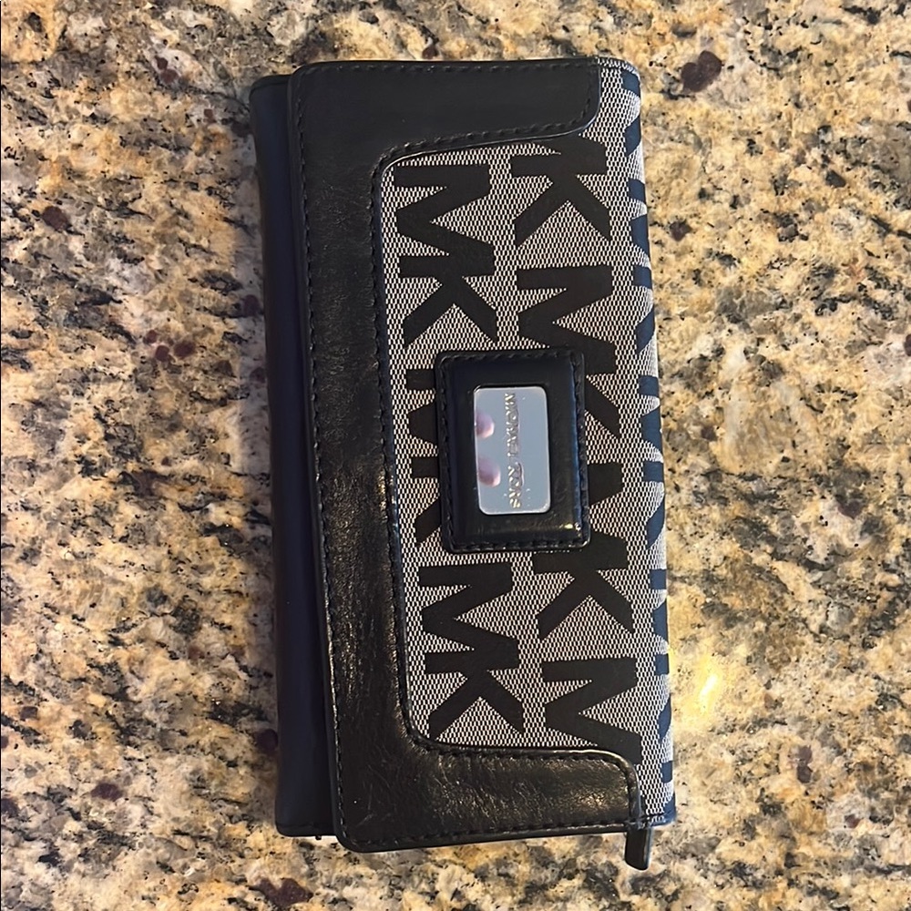 Michael Kors Black and Gray Wallet
